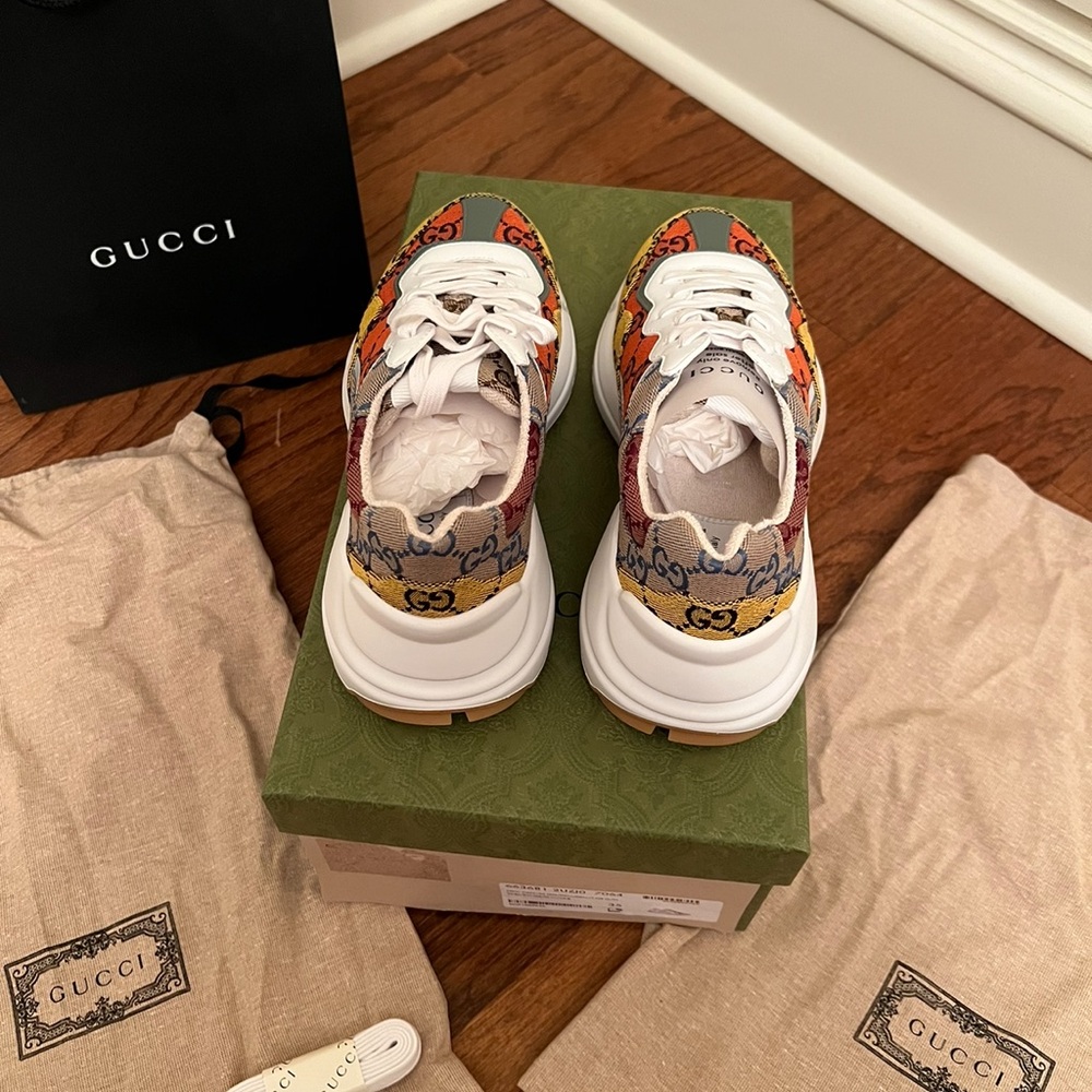 Women’s Gucci size 5 Rython GG multicolor BRAND NEW NEVER WORN! - Picture 3 of 4